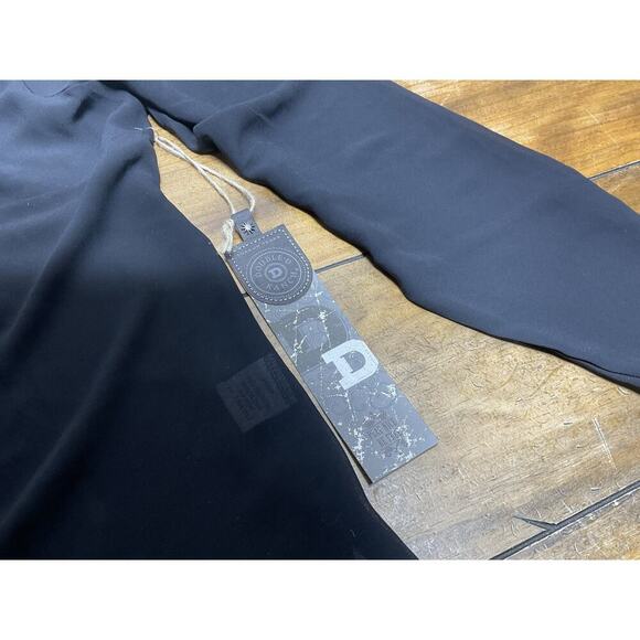 Double D Ranch Ruffled Tuxedo Button-Up Long Sleeve Blouse Medium NWT - Picture 11 of 15